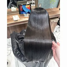 ダメージ補修✨️髪質改善酸熱トリートメント＋カット