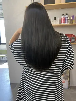 【梅雨☔️湿気、癖毛対策に】カット+縮毛矯正+ウルトラファインバブル“FAVON”