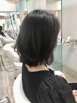 カット＋2stepトリートメントでつるつる手触りGET❄️