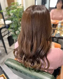 🌷【ご新規様限定】通常カラー＋潤いトリートメント✨