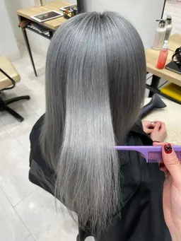 お客様の悩みに合わせたAujuaトリートメント　5500円​〜​7700円