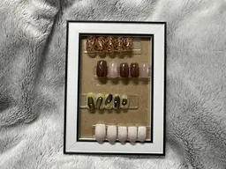 《見つけたらラッキー🌟ゲリラクーポン》オフなし【ハンド】定額アート💅シンプル￥4000/トレンドデザイン￥4800