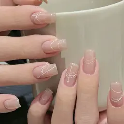 【❣️糸引きネイル練習モデル募集❣️】出勤日のみ・1日1名さま限定(オフなし)※補充説明を読んでください🙇♀️