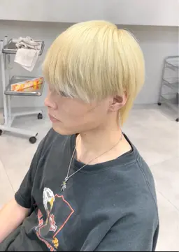 【✨日曜日限定】メンズカット(スタイリスト)+メンズブリーチ+ダメージ補修トリートメント