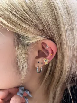 ミニモ学割！つけ放題耳ツボジュエリー💎