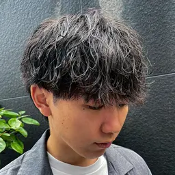 1日1組限定‼️カット➕波巻きパーマ➕眉カット