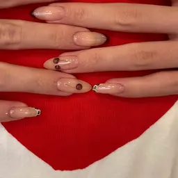 《初回&ミニモ学割》 【design b】オフ込み180min ※お持ち込み◎