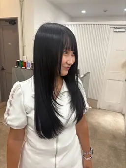 【🚨緊急募集、学生様限定🚨】レイヤーカットして撮影させてくださる方📸御協力お願いします🙇‍♀️ ̖́-‬