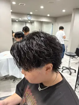 カット＋パーマ(ツイストスパイラルパーマ)