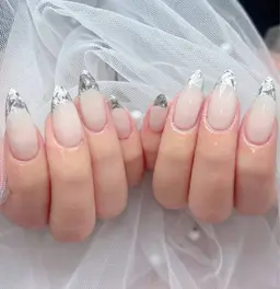 💅12/18限定、ベース付きガラスフレンチネイル💅(ガラスフレンチ、スッキーニもok🉑)