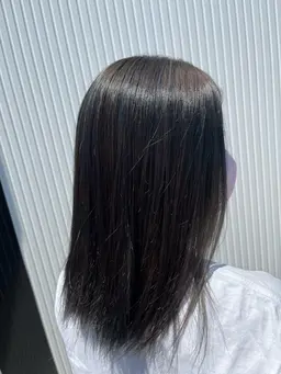 ワンカラー仕上げはストレートのみになります