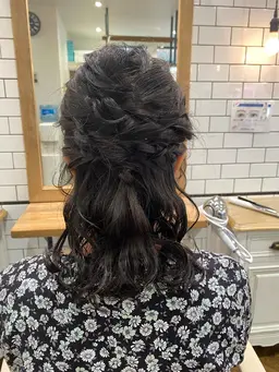 🍇大人可愛いヘアセット(ハーフアップ)🍇