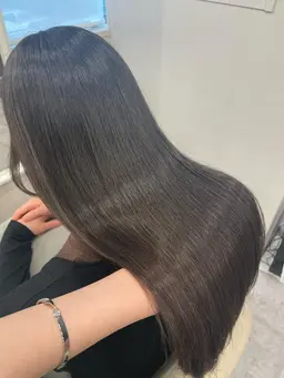 🫧【平日限定】韓国ヘアカット+ダメージ補修✨ウエラシステムトリートメント🫧