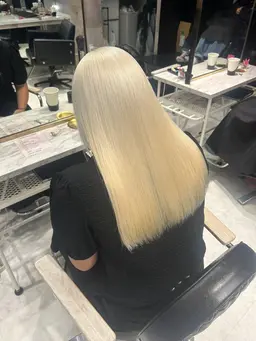 【10日16:30限定‼️🉐✨】ブリーチリタッチ(ダブルカラー)+保湿トリートメント⚠️注意事項お読み下さい⚠️