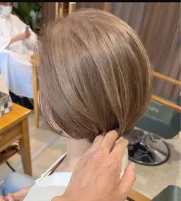 【白髪ぼかし限定】白髪ぼかしハイライト＋小顔カット＋シルクTR