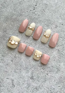 フットオフのみ✨甘皮ケア＋¥500ご希望の方は当日お声かけくださいませ💁🏼