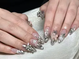 パーツ、ストーン、シール付け放題最高級パーツ、ゴテゴテデザインOK