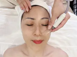 【掲載記念◆9月末まで】毛穴洗浄/リンパ/ホワイトニング 60分 15400→8800