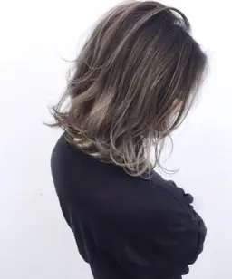 ✨艶カラーダメージ補習エッセンス✨+内部補修トリートメント🌈