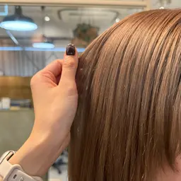 ブリーチリタッチ《3センチ以内》+ケアカラー+オージュアクイックトリートメント