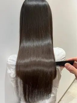 ✨縮毛矯正＋トリートメント✨