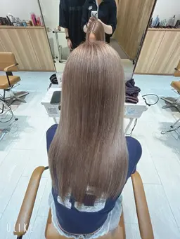 ⭐️カラー+うる艶トリートメント【肩下】✨