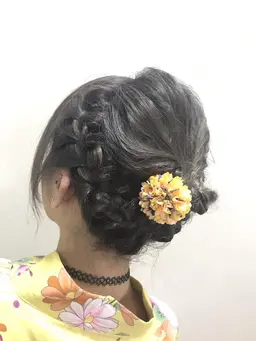 結婚式やイベントなどに編み込みアレンジヘア♪