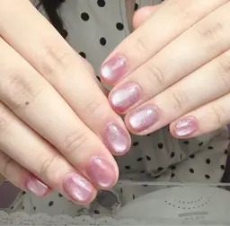 新人スタッフ⭐️自爪マグネット／フラッシュ