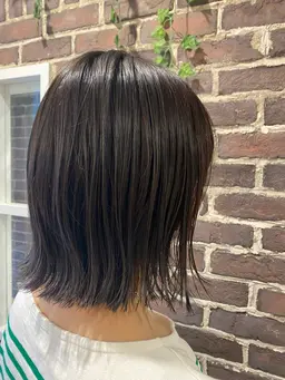 切りっぱなしボブ