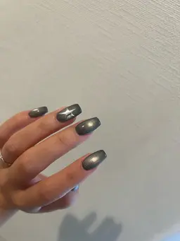 【モデル】ワンカラー+2本アート✨