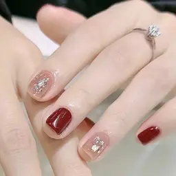 お得価格❤️持ち込みシンプルコース(アート４本)ソフトジェル付け替えオフ無料
