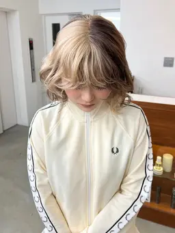 《デザインカラー🪅》ダブルカラー＋トリートメント（ブリーチ1回​〜​）ローライトインナーカラー裾カラー💞