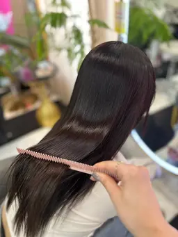 🌹気になる癖に　縮毛矯正🌹