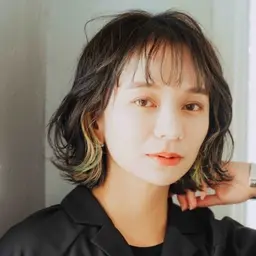 🍭デザインカラー🍭 〖インナーブリーチ〗+〖カット〗+〖保護トリートメント〗