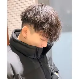 カット+波巻き、スパイラル、グランジ系パーマ