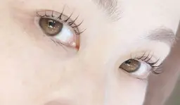 アイリスト担当2900まつ毛パーマ