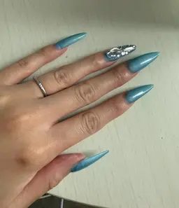 【他店ソフトジェルオフ無料】30名限定☆チップ長さ出し&ラメグラ¥5,200※すぐ予約不可