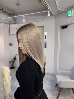 🇦🇺海外風🇦🇺の透明感ケアブリーチ&イルミナカラー！！！