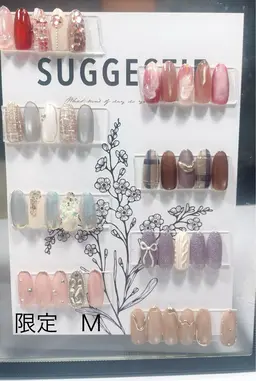 【オフなし】ハンド 限定アート 10種より選べて色変え可能 ♡マグネットネイルもmは+500円