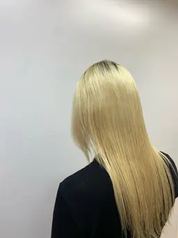 【注目ハイトーン✨️】ブリーチ＆カラー💞