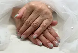 オフ込み💅カラーグラデーション✨　＊パーツオフ有の方は事前にご連絡下さい♪