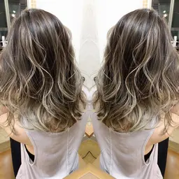 天才美容師の【バレイヤージュ】カラー