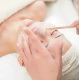 フェイスワックストリートメント　潤艶waxで産毛と一緒に毛穴汚れや角質を取り除き艶のあるお肌に✨ ＋水滴超音波LDM🫧