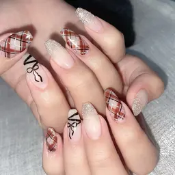 💝デザインネイル🌟🎁新規限定7480円になります🌟デザイン持ち込み可能です♪3Dアート各3本まで✨