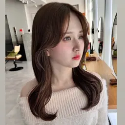 【1日お一人様限定】ミディアムカット+オージュア7stepトリートメント💫