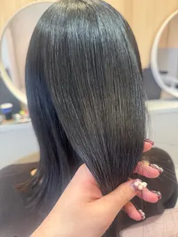 【🫧ྀིうる艶】似合わせカット+縮毛矯正