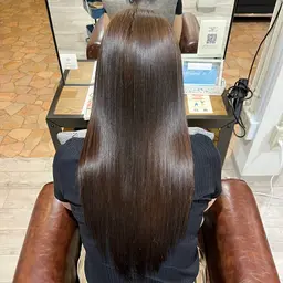 【上手くまとまらない方へ☆乾かすだけでまとまる艶髪に🍀*】カット×美髪縮毛矯正🌟⋆꙳