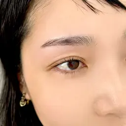 【眉毛で印象change】ナチュラルブロウリフト(毛流れ矯正眉毛パーマ&眉毛Wax)¥9,800→¥6,800