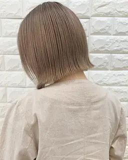 ブリーチリタッチ(2​〜​3cm)＋オンカラー＋5ステップトリートメント✨