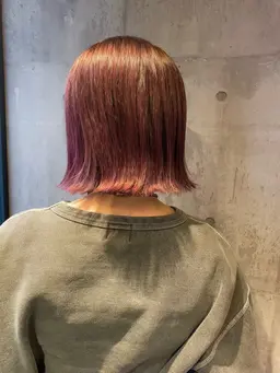 １ブリーチ＋透明感ピンクカラー